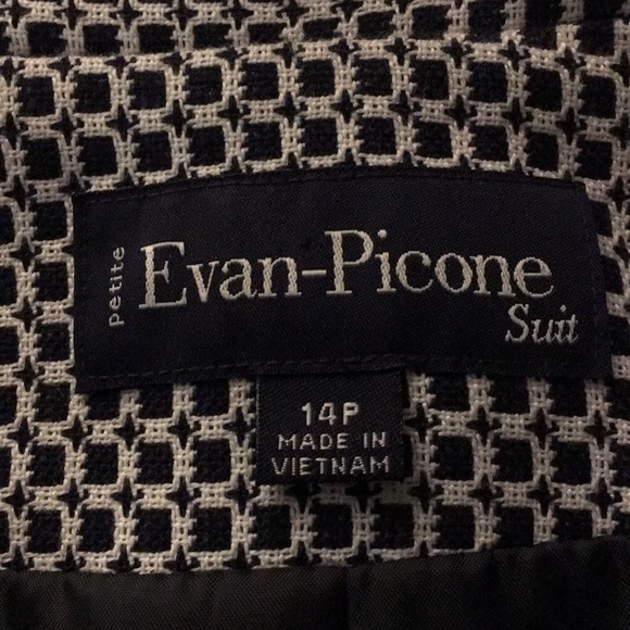 Evan-Picone black and white blazer - Picture 5 of 5